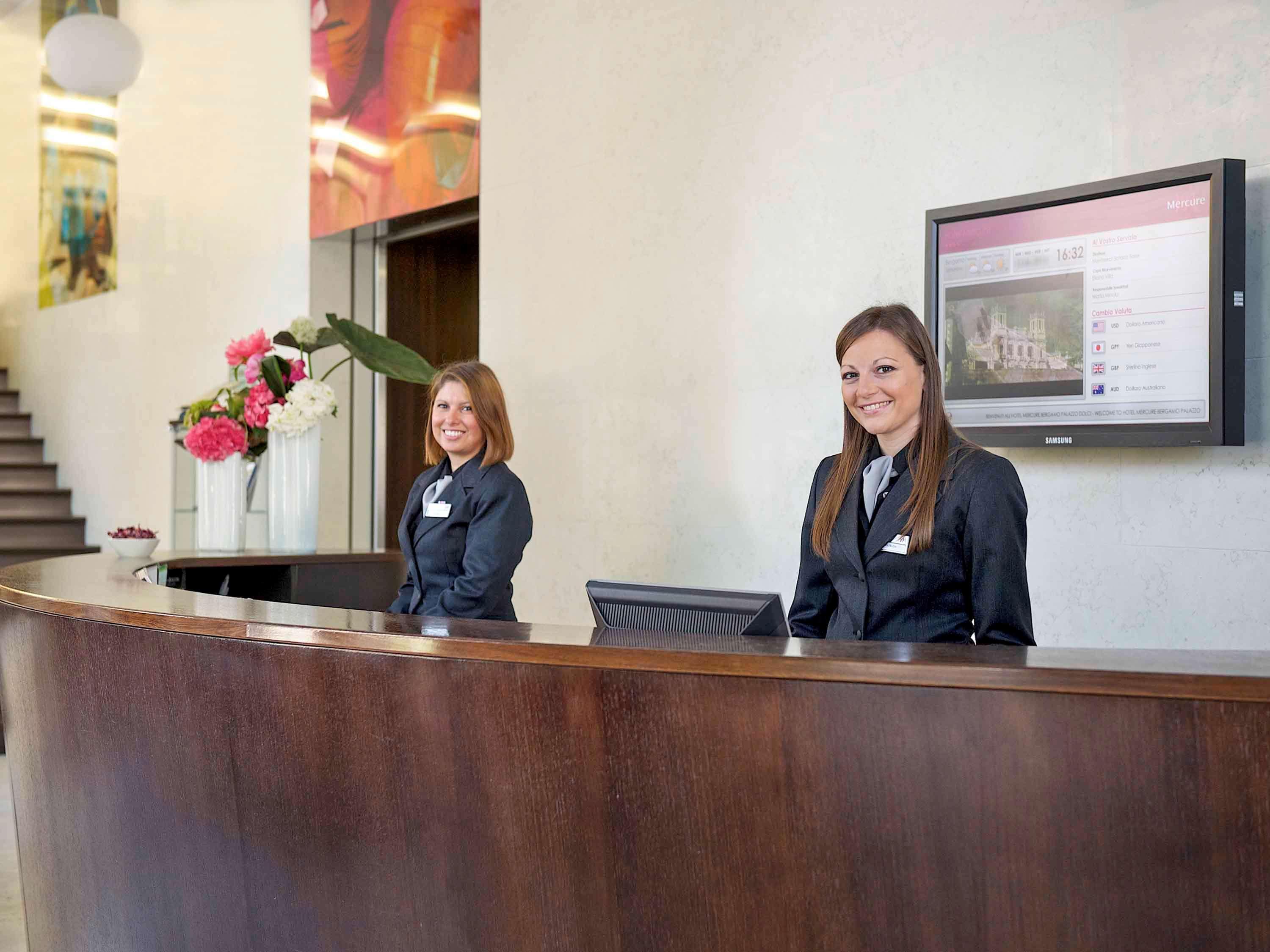 Mercure Bergamo Centro Palazzo Dolci Esterno foto