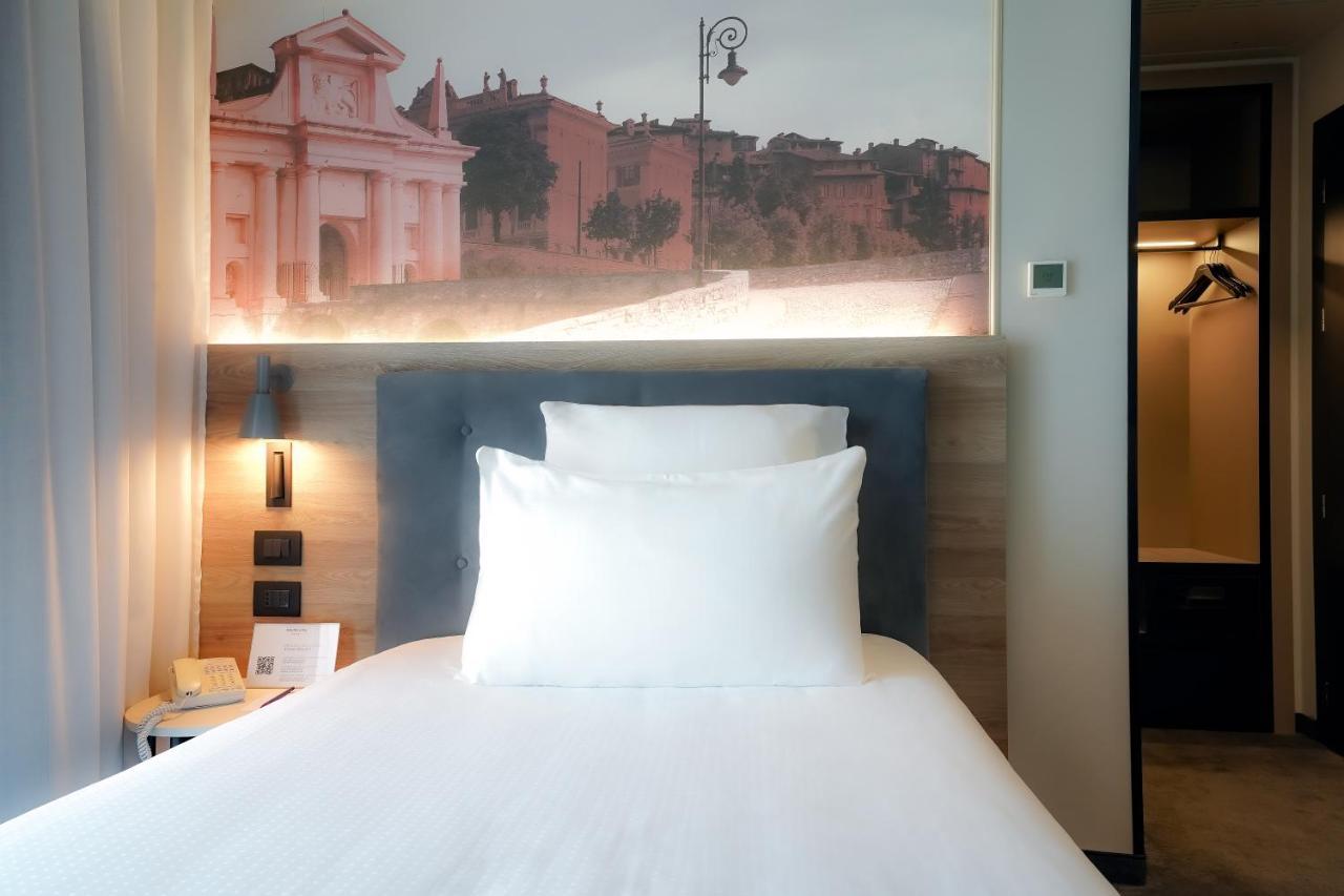 Mercure Bergamo Centro Palazzo Dolci Esterno foto