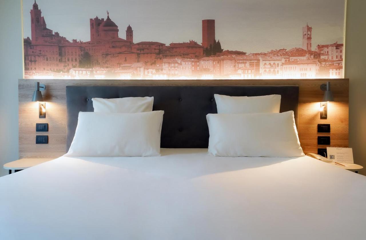 Mercure Bergamo Centro Palazzo Dolci Esterno foto