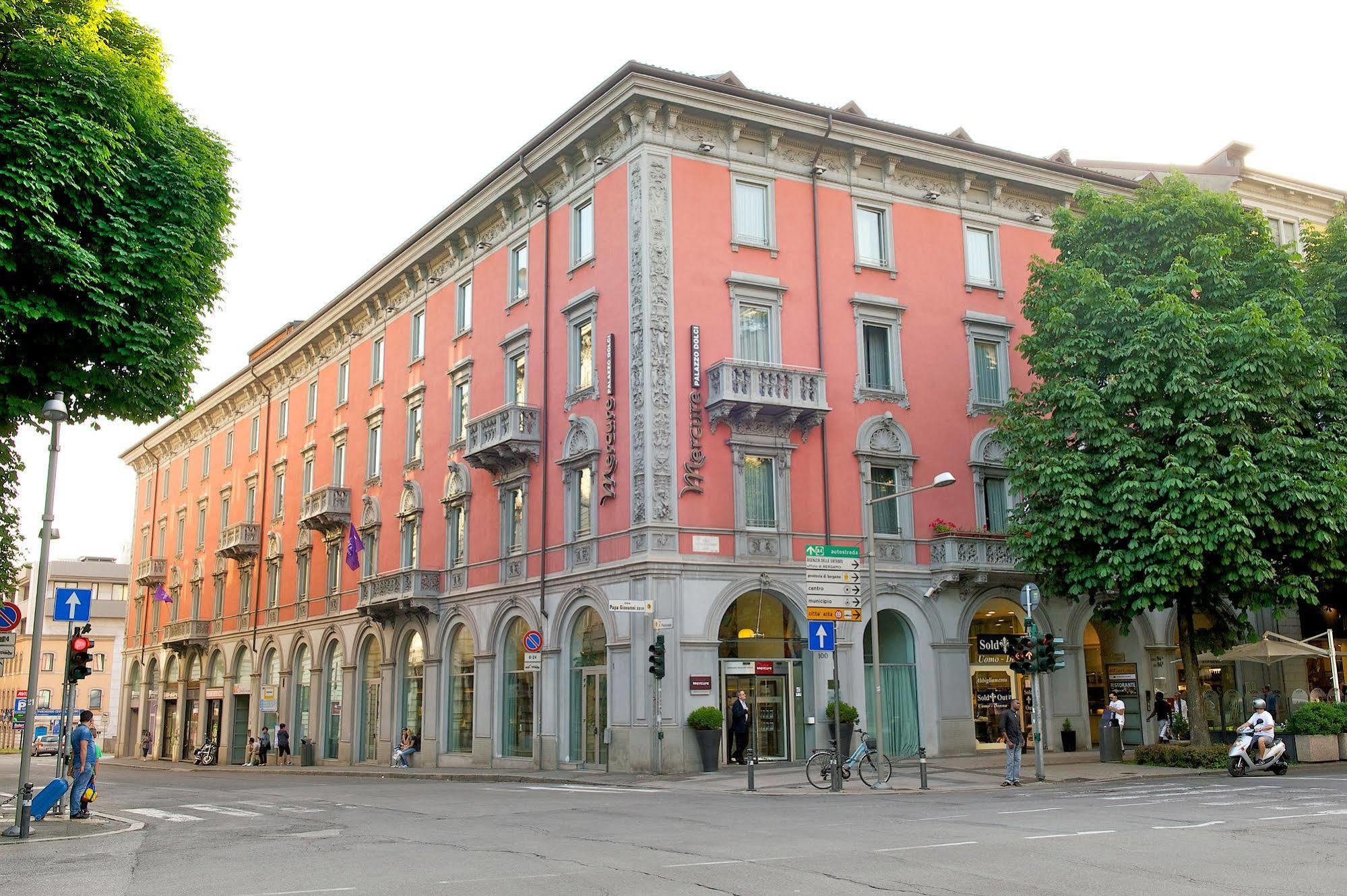 Mercure Bergamo Centro Palazzo Dolci Esterno foto